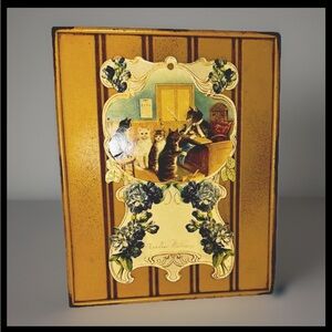 Danielson Designs Cat Lecture Scene Wall Plaque – Floral + Quirky Decor